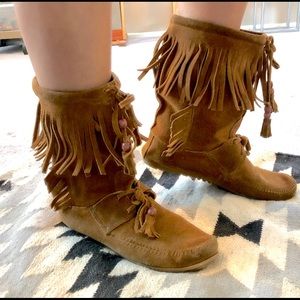 Minnetonka moccasins suede brown